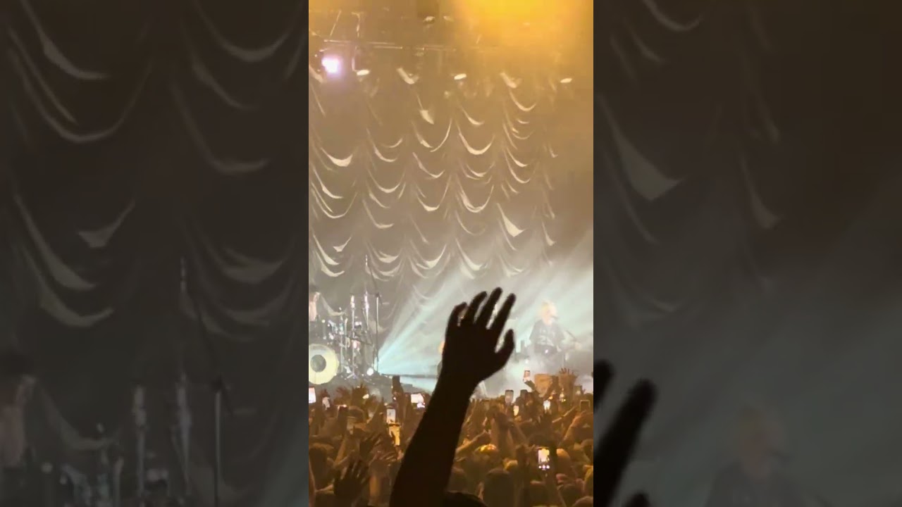 Zombie - YUNGBLUD - Idols World Tour