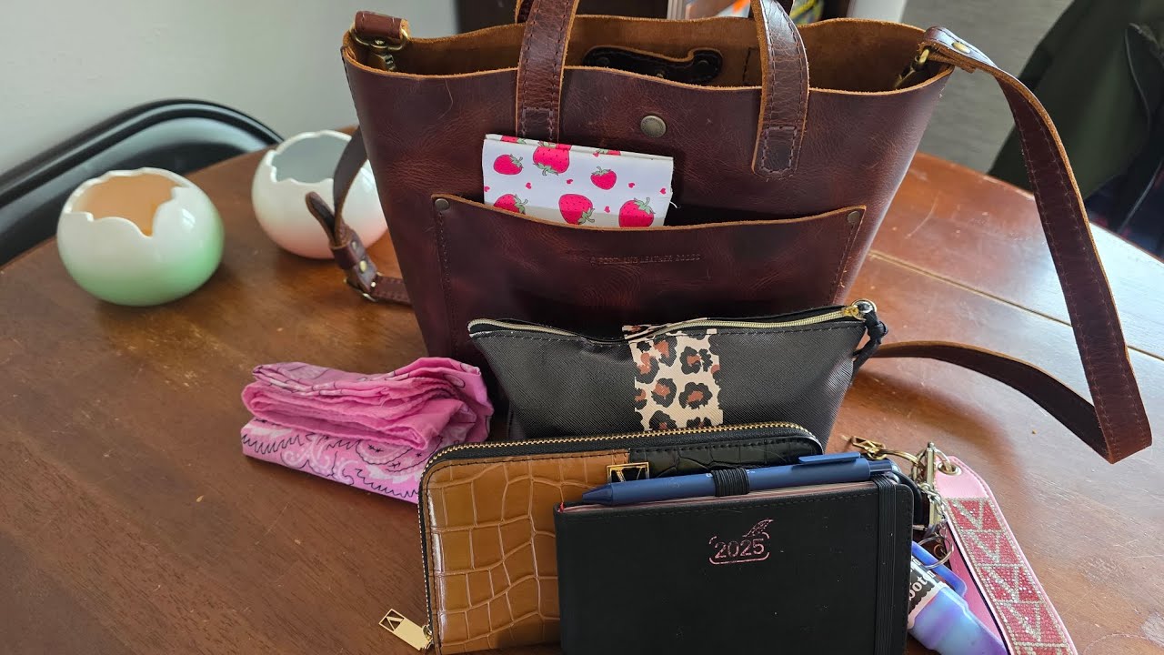 WIMB - Portland Leather Goods Mini Crossbody in Lava