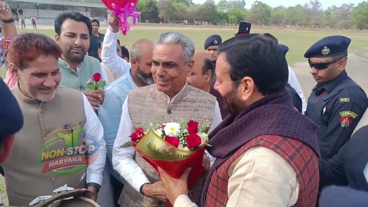 फतेहाबाद में विवाह समारोह में पहुंचे CM नायब सिंह सैनी, पुलिस लाइन हेलीपेड पर भव्य स्वागत #trending