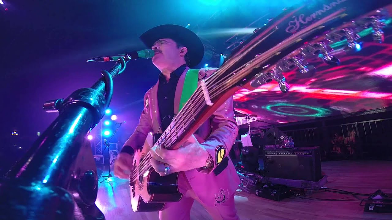 La Chona - Los Tucanes de Tijuana (En Vivo desde Dallas, TX. USA)