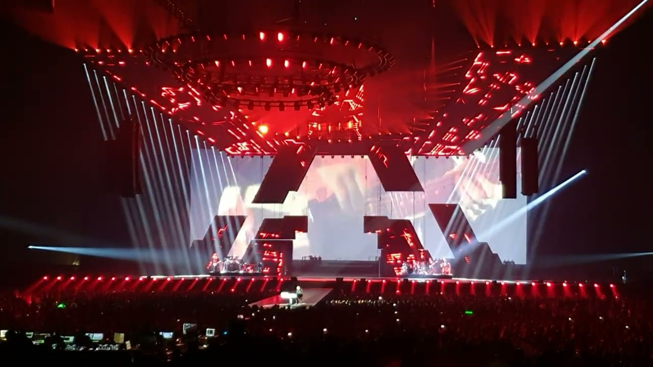MYLENE FARMER INNAMORAMENTO PONT MUSICAL LA DEFENSE ARENA 07 JUIN 2019