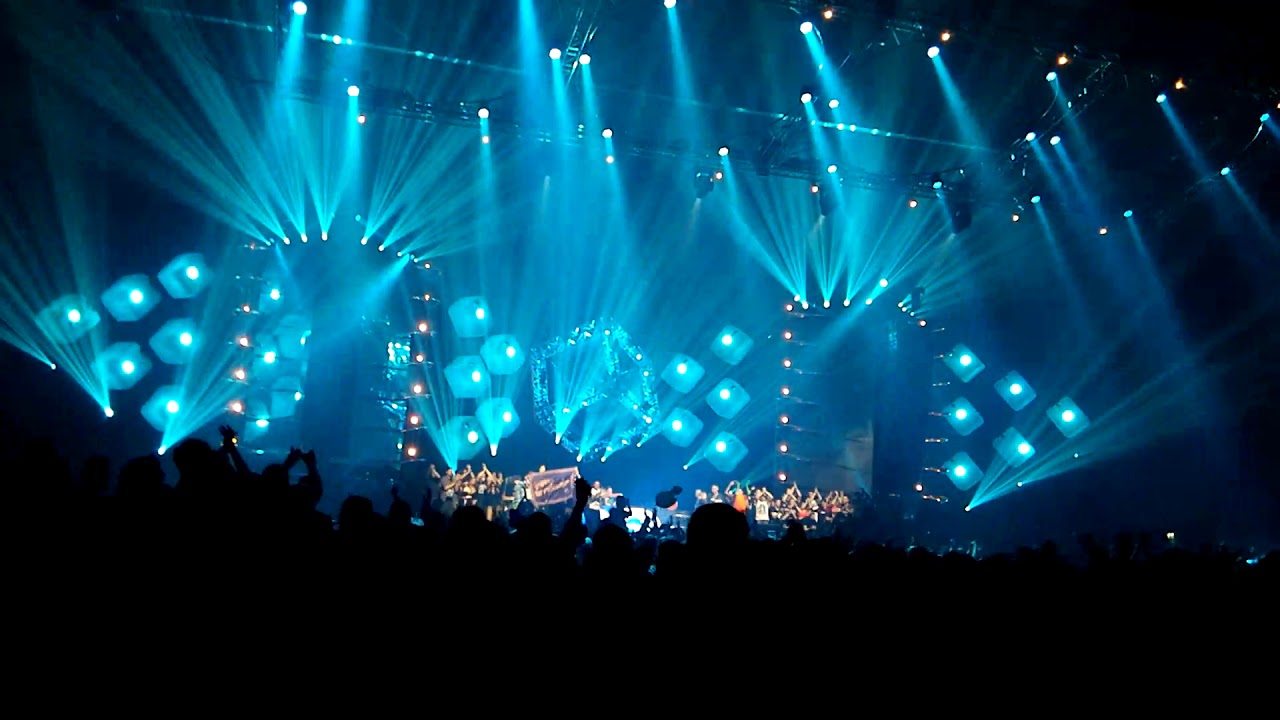 X-Qlusive Da Tweekaz - Tweeka Family Gathering on stage