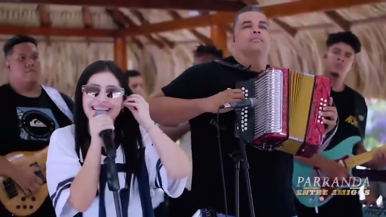 La mini mini - La china & rolando Ochoa