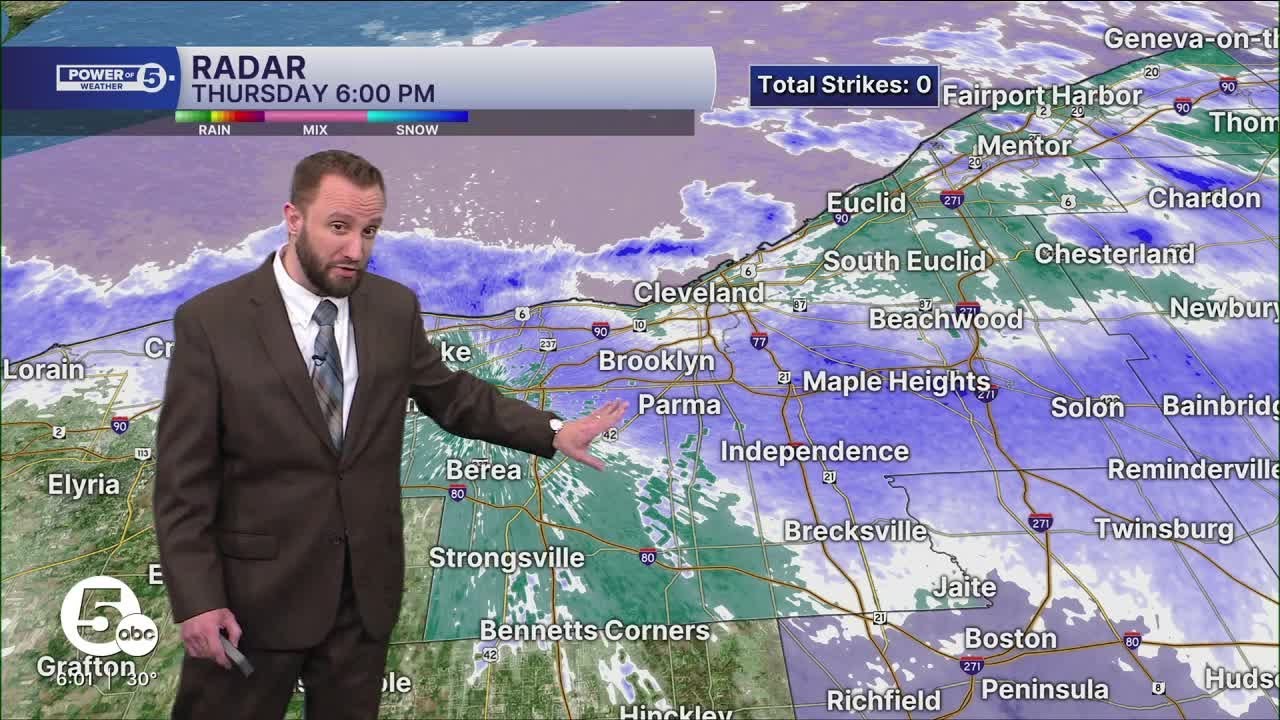 Thanksgiving winter storm hits Northeast Ohio
