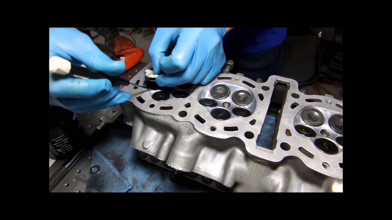 [YZF1000R] YAMAHA genesis engine head overhaul and porting