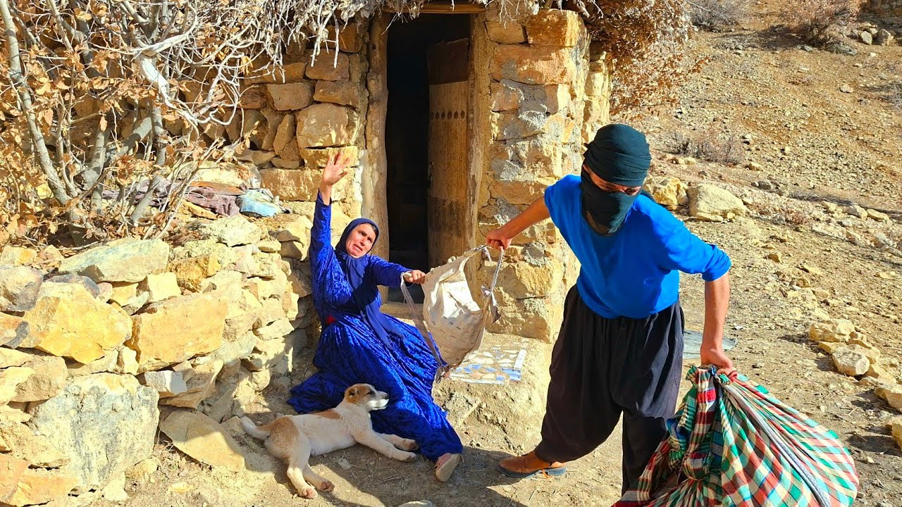 Безжалостный сын выгоняет бездомную мать из хижины; божественный гнев потрясает всех!