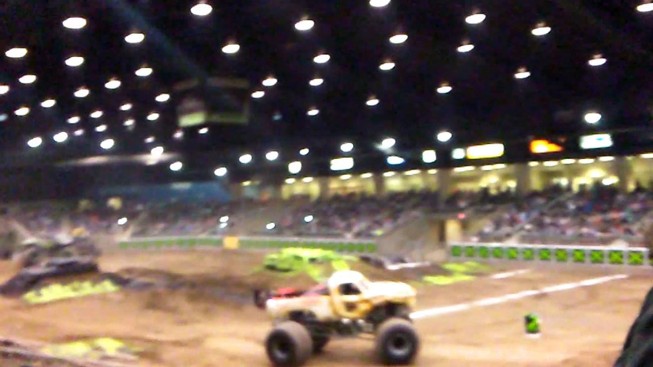 Monster trucks destruction tour Redmond, OR
