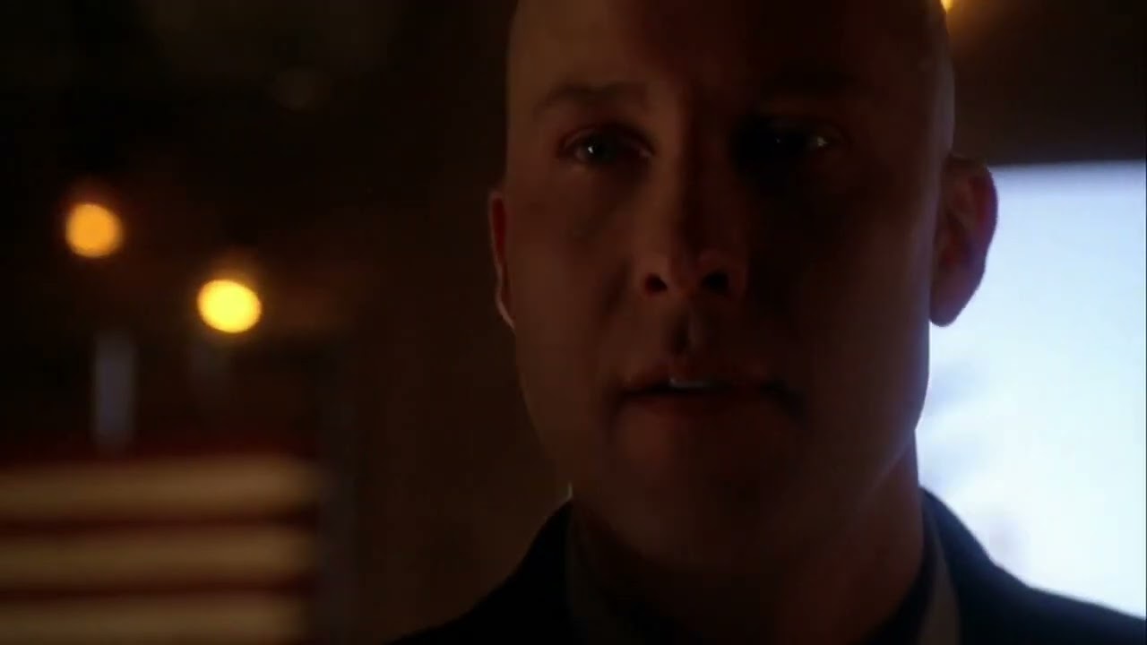Smallville Season 7x18 Lex visit Clark at the barn