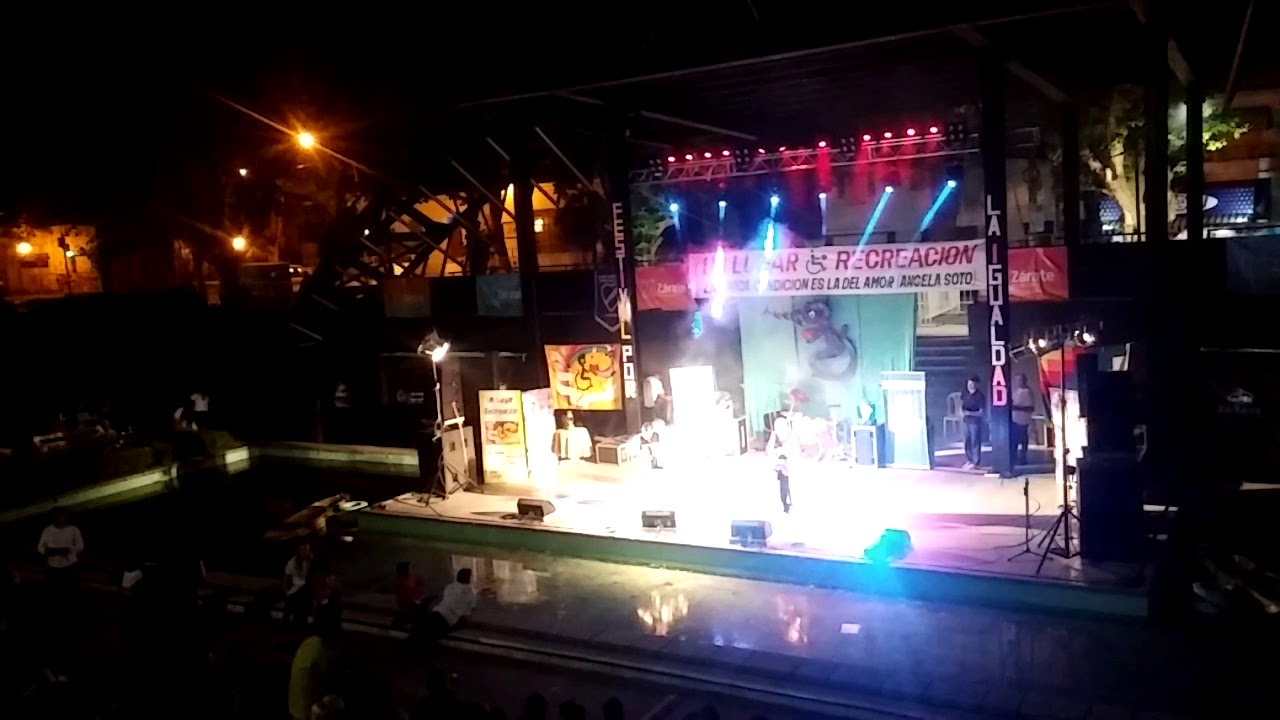 Lalo plaza italia..zarate 2018