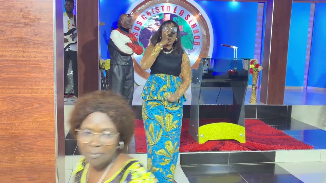 IRMÃ FLORA E A BANDA EBENEZER NO IEMC