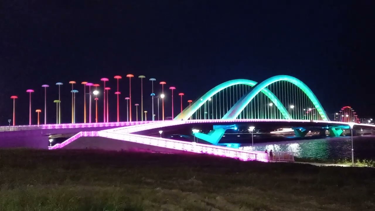 Cầu nguyễn Hoàng TP Huế 