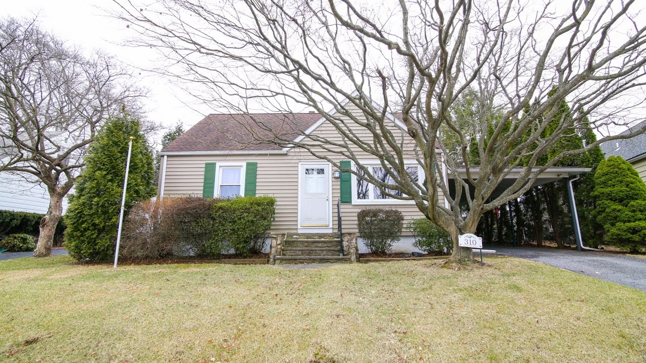 310 Magnolia Rd. Hellertown, PA 18055