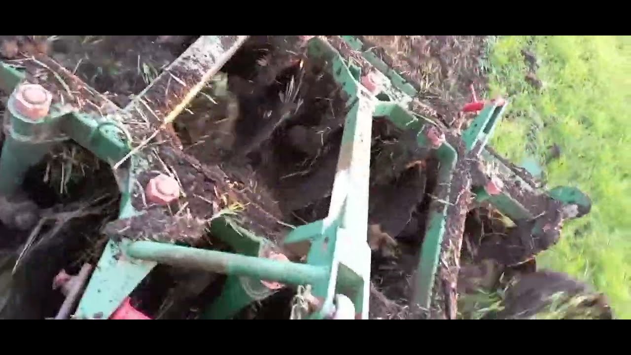 Дискам ДАН-2.1 і дуже вологий грунт позубам.