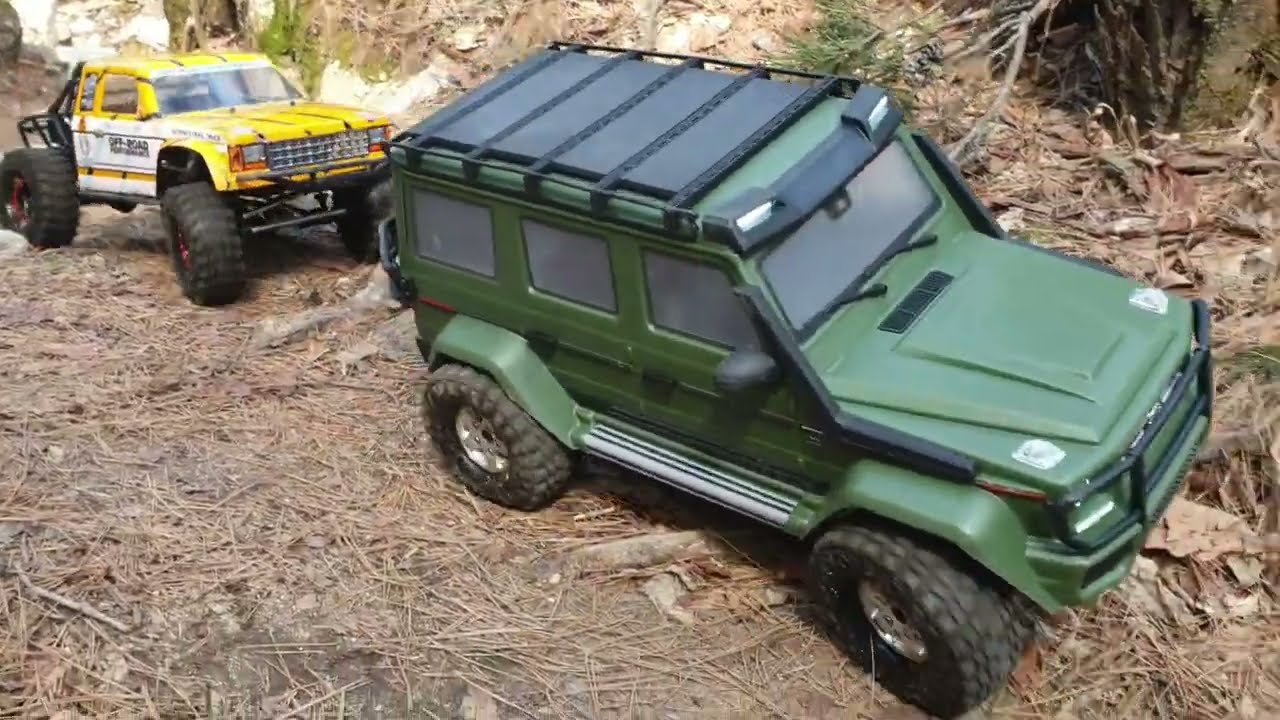 YK4106 and Gmade Bom rock crawling. 괴산 칠보산 구르기.