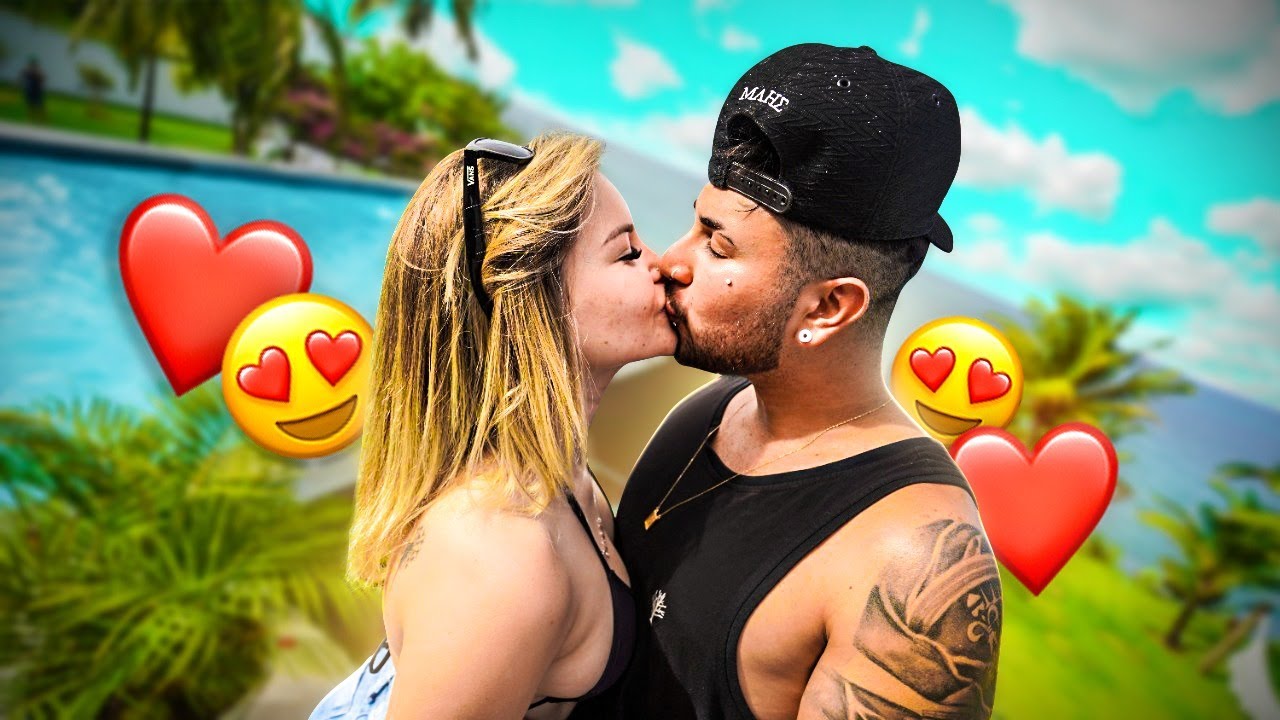 FINALMENTE DEI UM BEIJO NA BOCA DELA !! 😍❤️