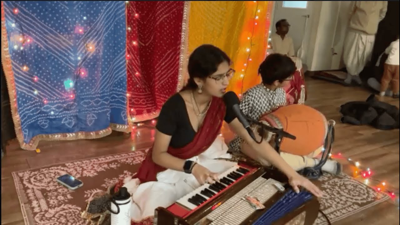 Kirtan by Champaka Valli & Mukunda - 12/25/25