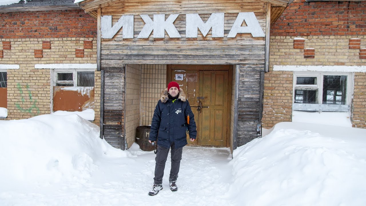 В легендарному аэропорту Ижма