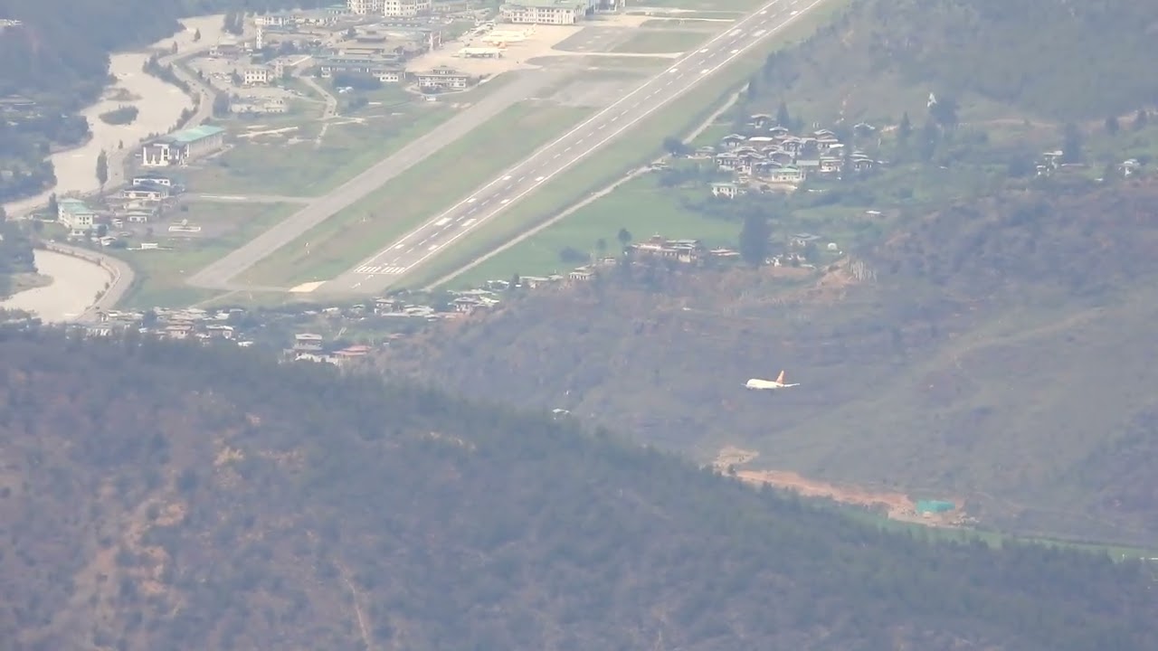 Paro Landing from VOR Hill.