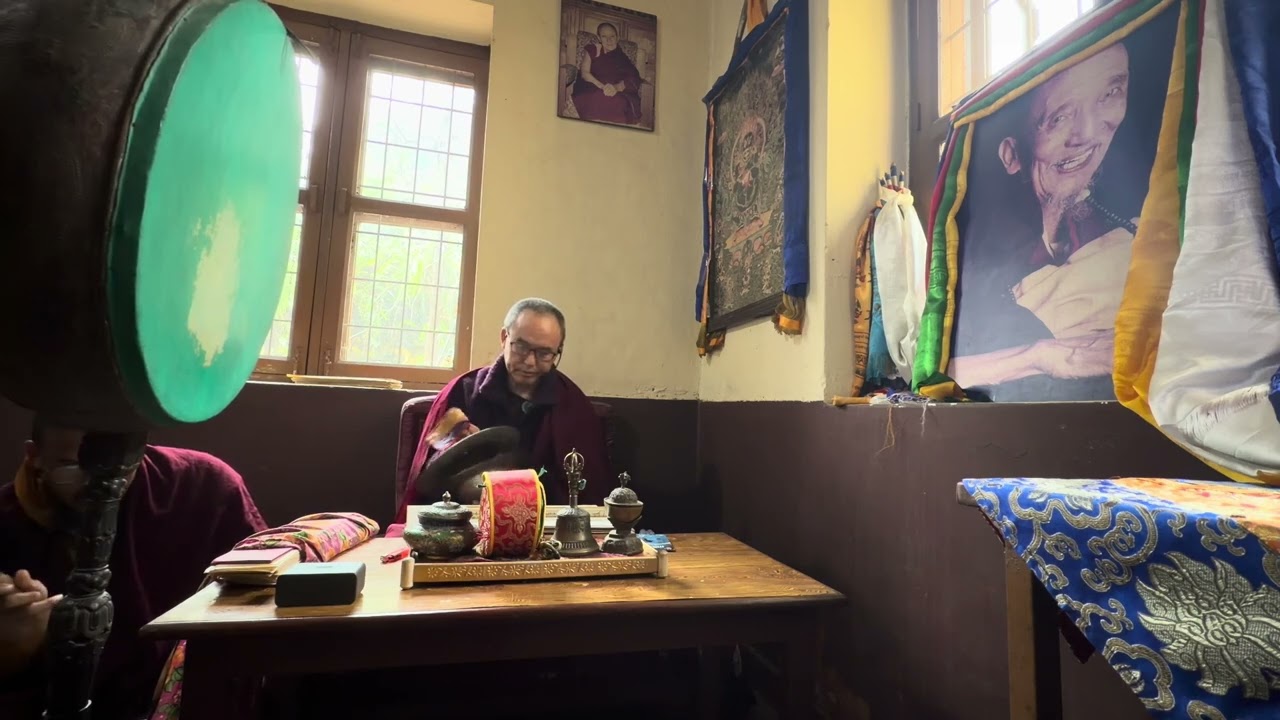 མགོན་པོའི་དབྱངས་རོལ་རྒྱས་པ་དད་པ་མ་བཞུགས་སོ། །