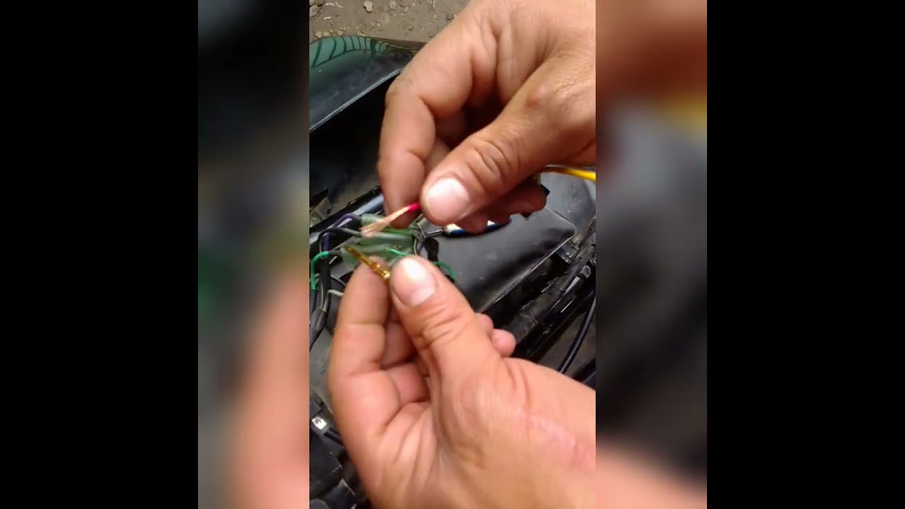 instalar módulo estrobo en luz stop moto