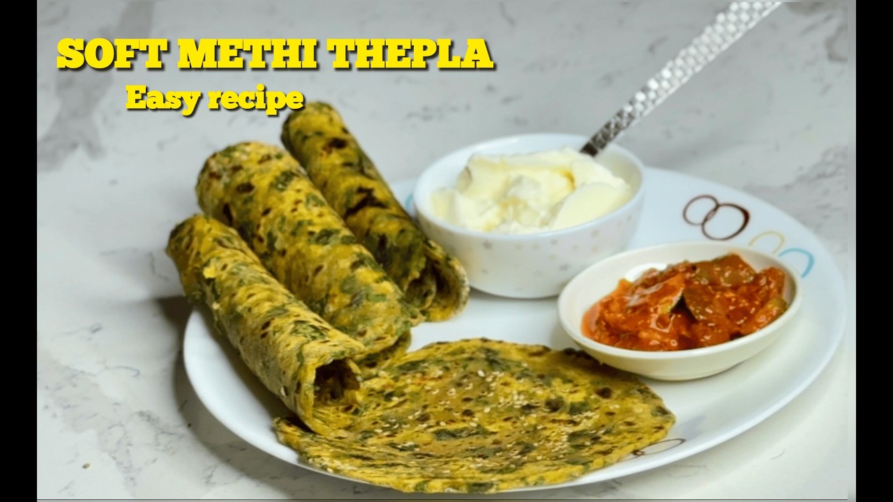 Soft Methi Thepla | Easy Gujarati Thepla Recipe 🫓🌿