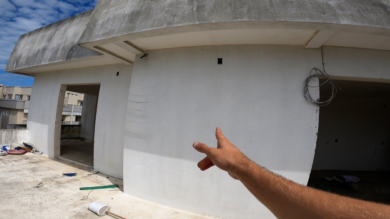 Graffiti on Abandoned apartments in front of the Beach