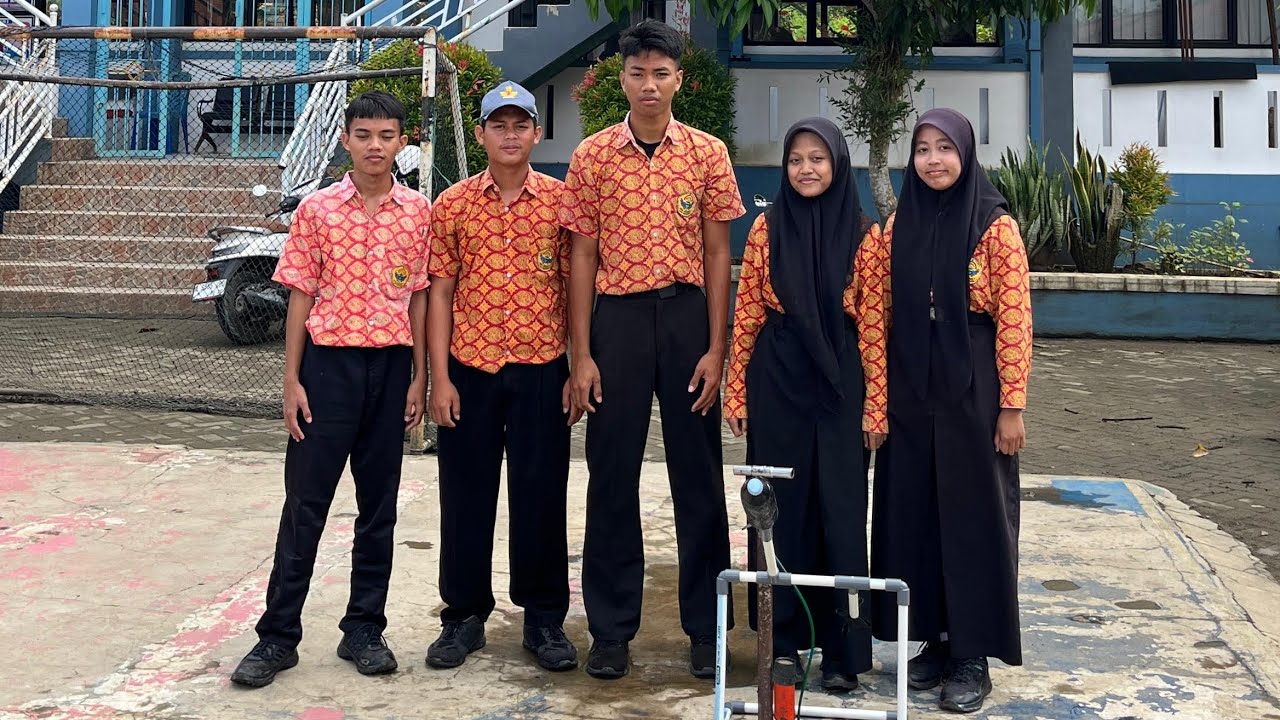 TUTORIAL MEMBUAT ROKET AIR - KELOMPOK 3