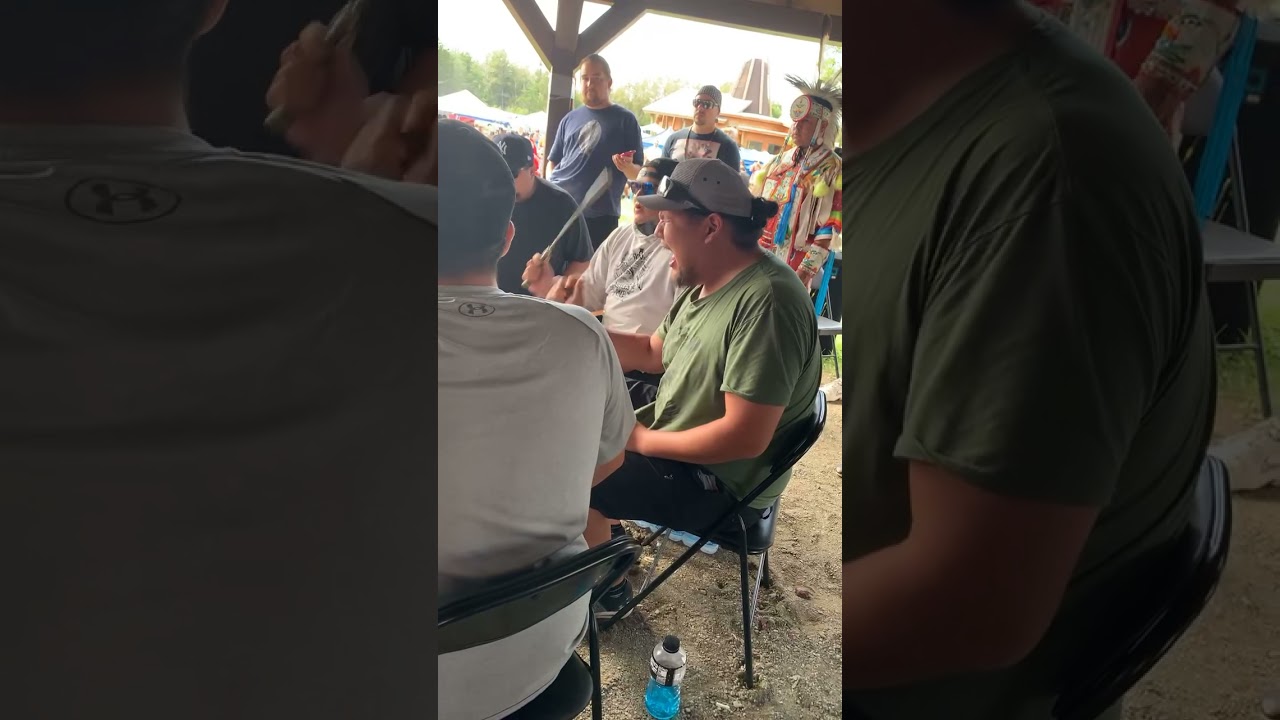 Black Bear Singers Eel River Bar powwow 2021