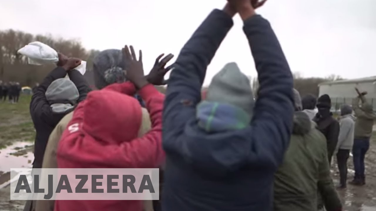 🇫🇷 Calais refugees: hopes of reaching UK dashed