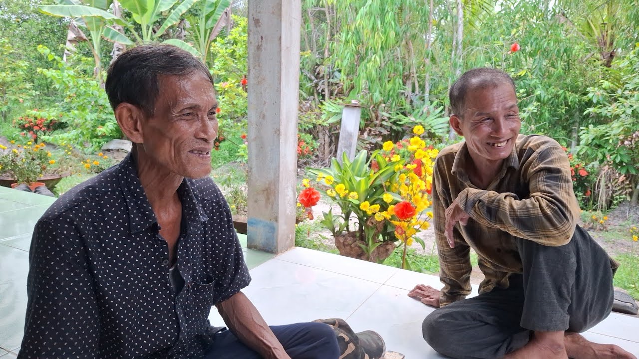 Tình nghĩa chú cháu, ở đồng ruộng quê mình.