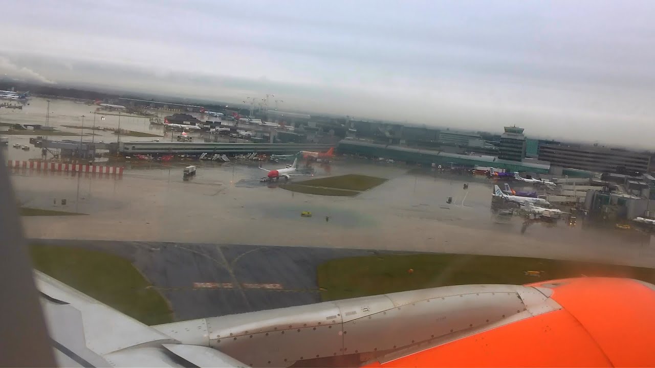 Take-off from Manchester Airport (02/04/2018)