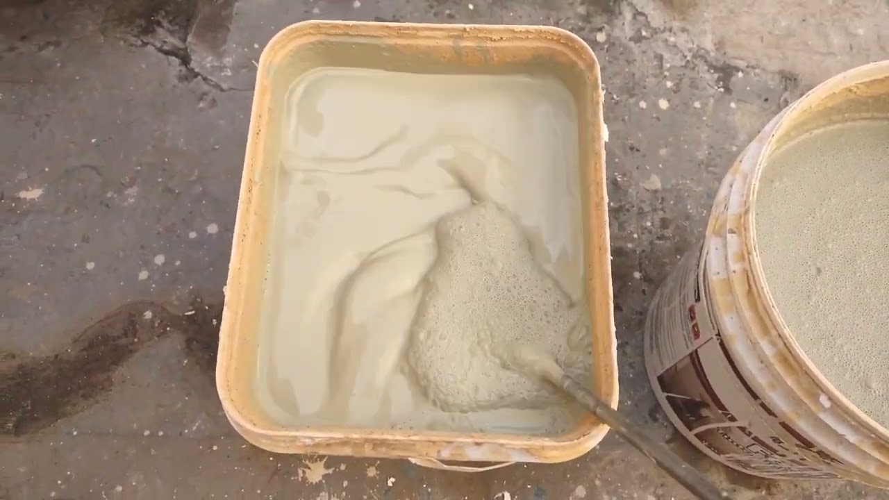 QUE COR DEU, MARROM CLARO, COM VERDE ESMERALDA E PRETO?