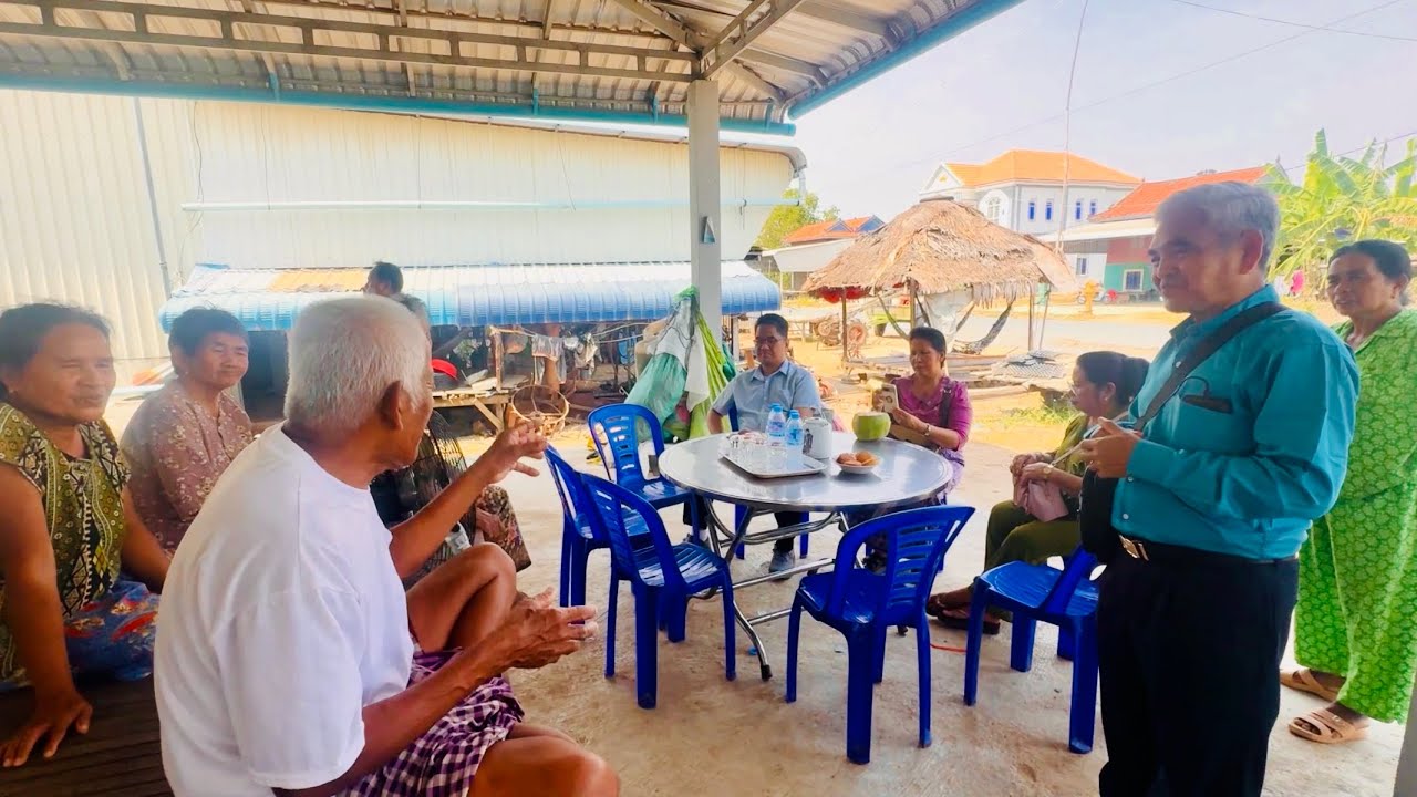 នាំពូមីងមកលេងបងប្អូននៅរនាមត្នោត