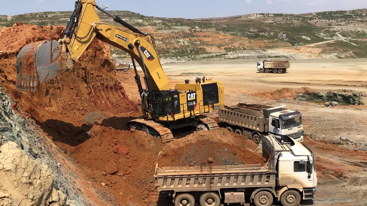 Caterpillar 6015B & Liebherr 976 Excavators Loading Trucks With Two Passes - Sotiriadis/Labrianidis