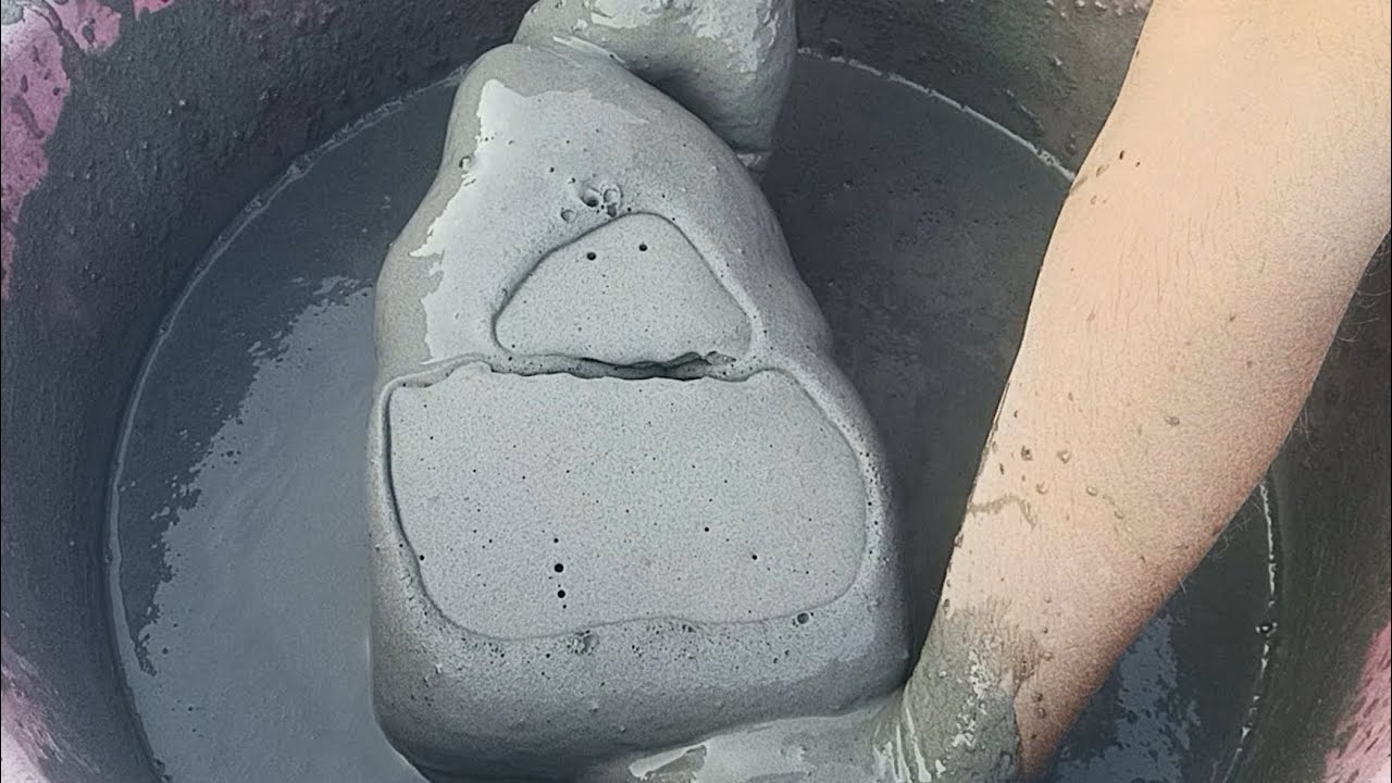 ASMR Very satisfying Dusty 🤩 ✨ Pure Cement dippingCrumble on Lots Of Water 🌊💦💦🌀🌀