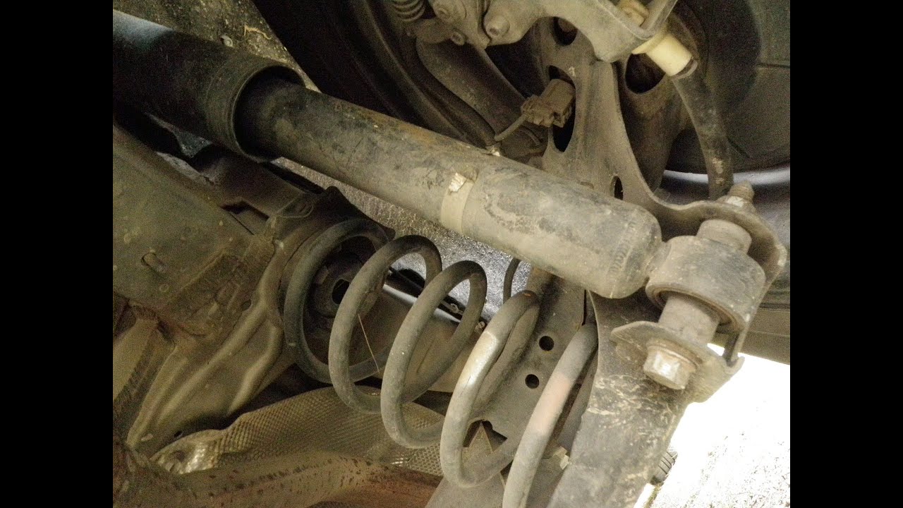 2007-2013 Toyota Corolla How to replace rear left shock Αντικατάσταση πίσω αμορτισέρ Yiannis Pagonis