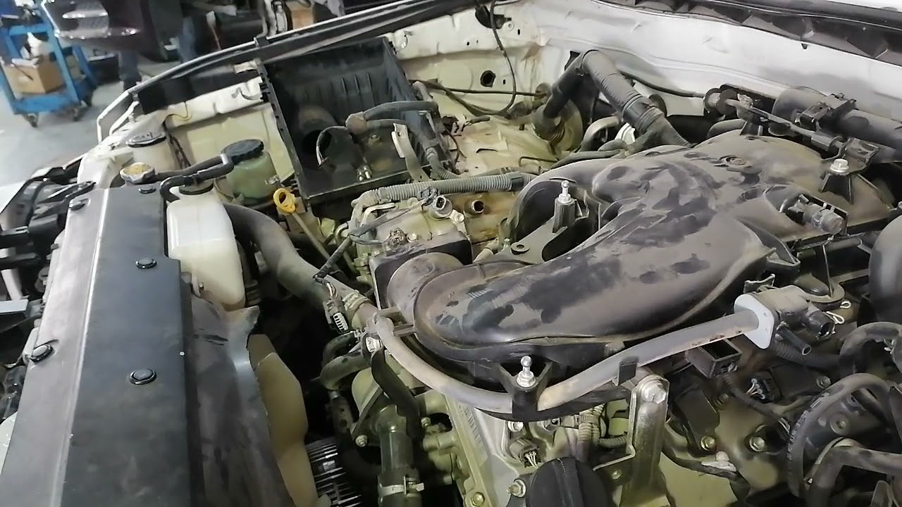 #Toyota FJ Crueser 2015 model intake manifold and valve cover full out