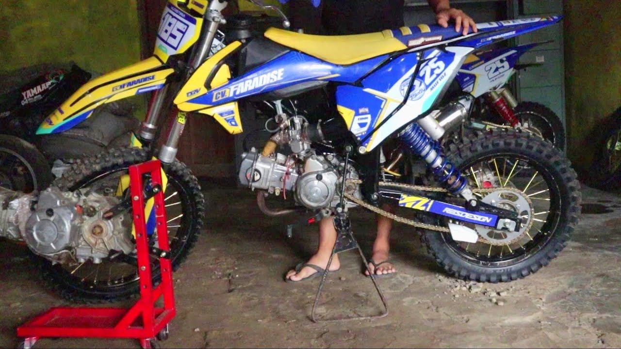 Honda Blade Bapak Bekas Mesin Roadrace Asal Kalimantan..Suaranya Sereemm Broo!!
