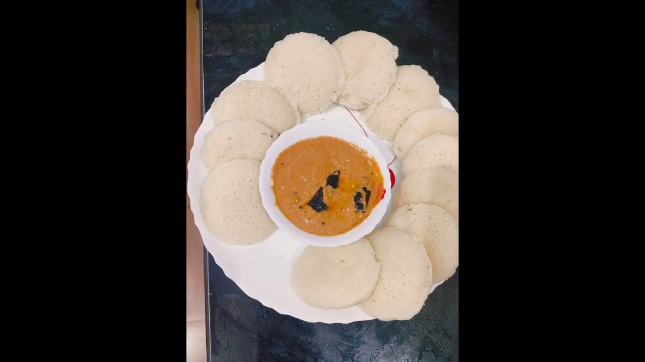 soft or sponzy idli Rawa👈🏼 se kaise banaye poora video jarur dekhiy cook with Rachana negi lko vlog 
