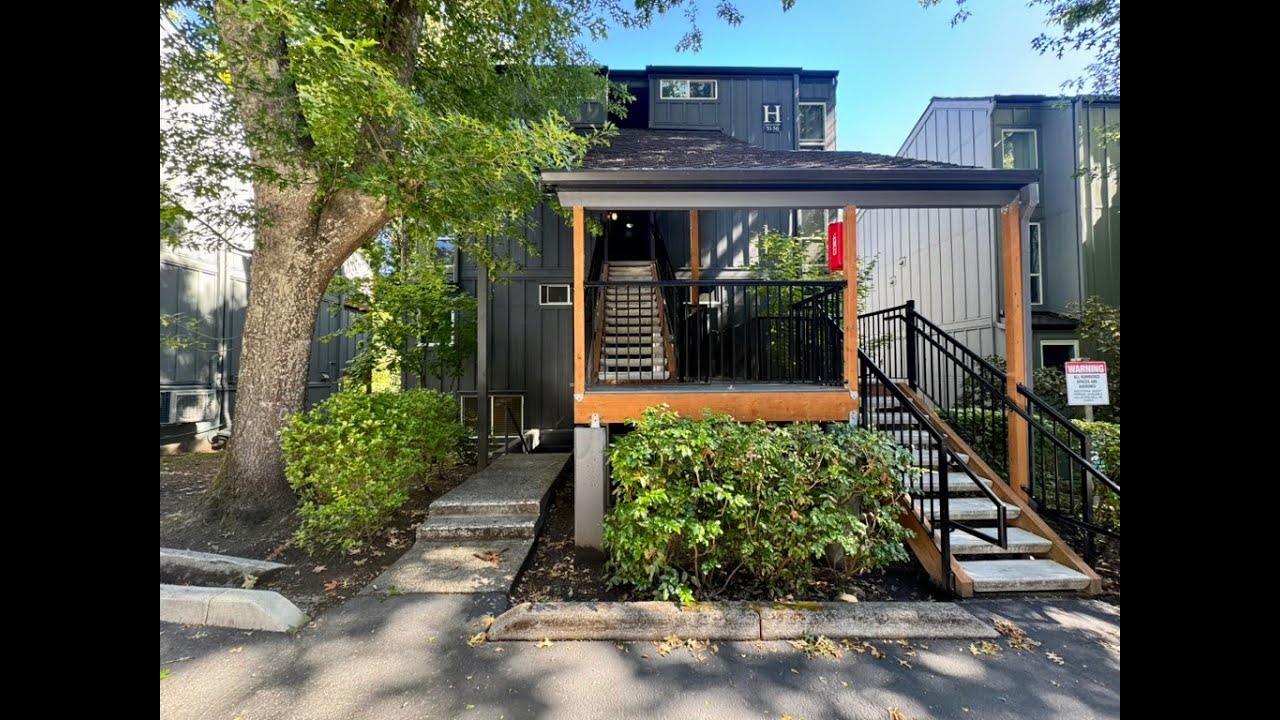 Condo for Rent in Lake Oswego 1BR/1BA by Property Managers in Portland