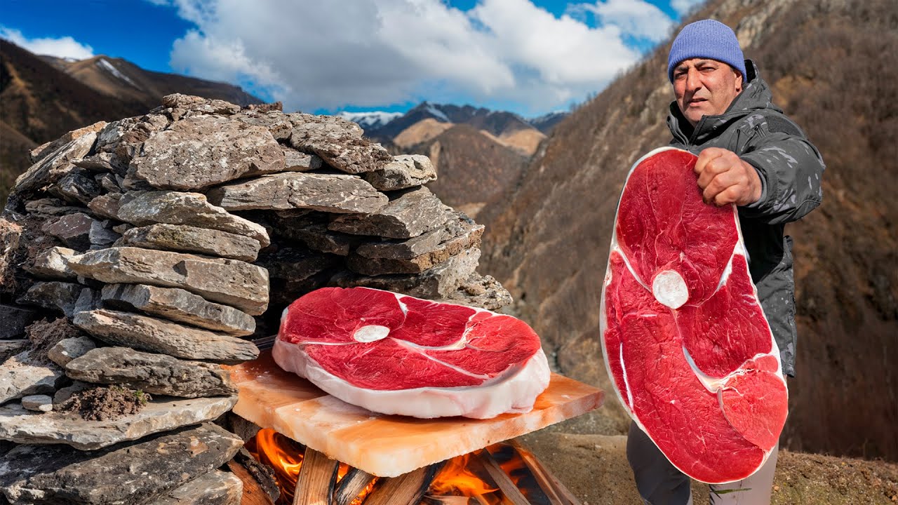 🥩 أنا أطهو شريحة لحم الدرجة الأولى على صخرة الملح!