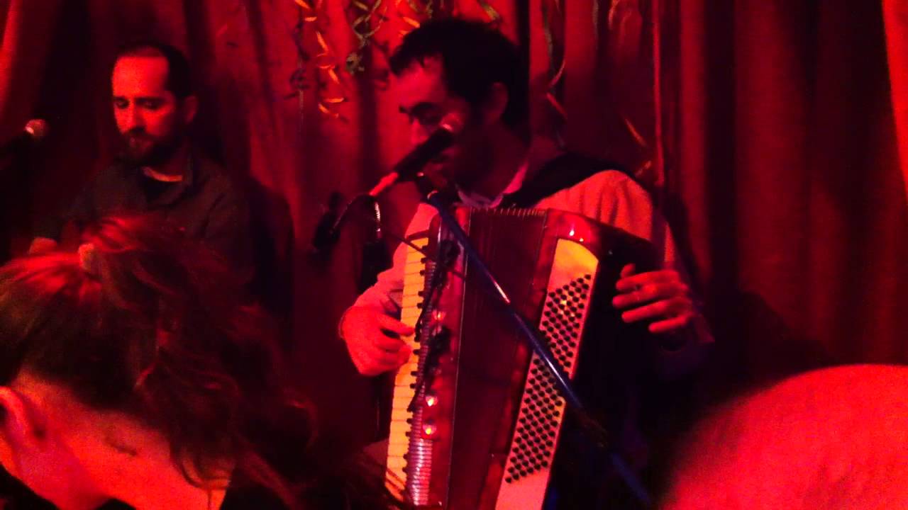 ΤΑΞΙΜΙ- Η διπροσωπη