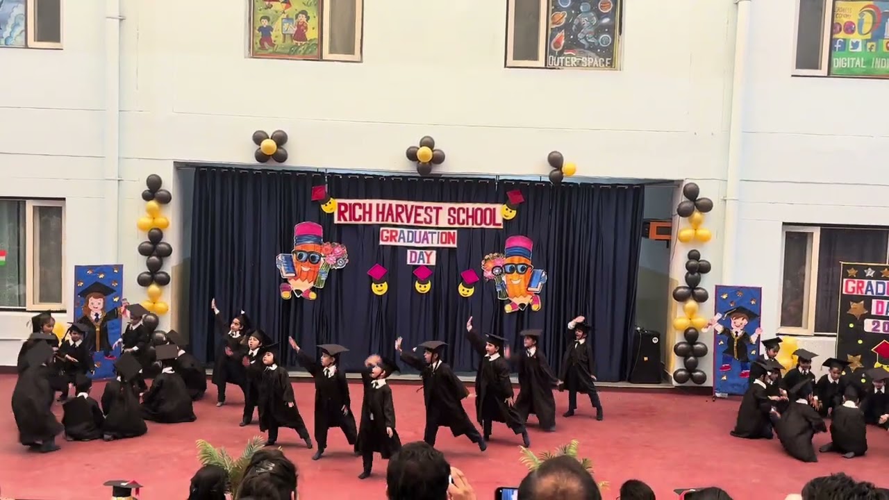 Thaan Liya Dance | Graduation Ceremony 🧑‍🎓 | Dance Cover | UKG Class | Nrityagrah | Jammu 