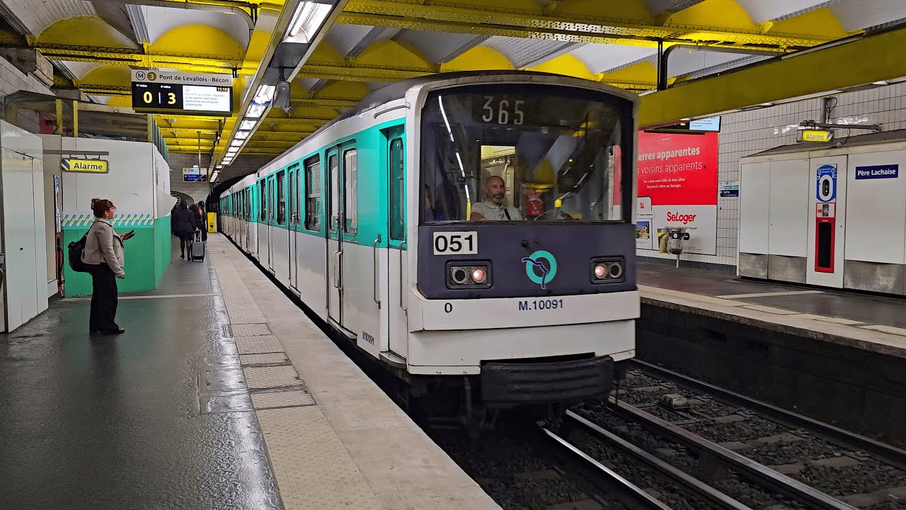 Métro 3 Paris - Père Lachaise
