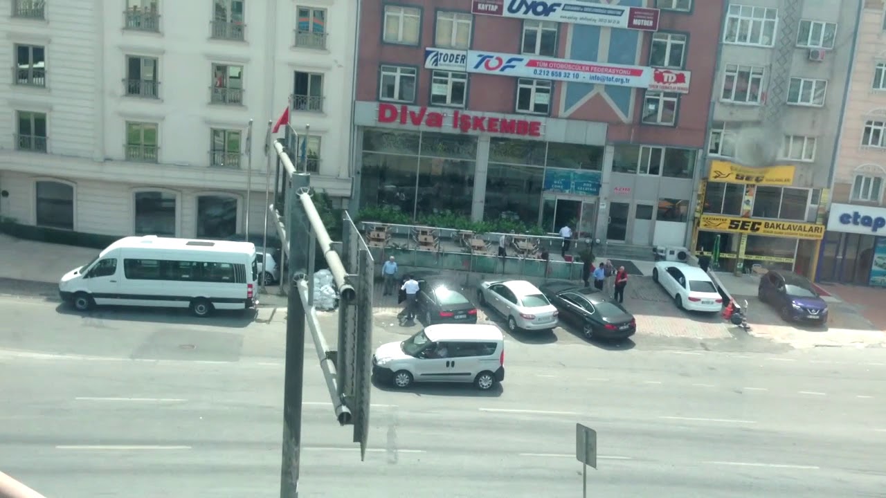 Istanbul Metro - Full Journey on M1A from Yenikapı to Ataturk Airport