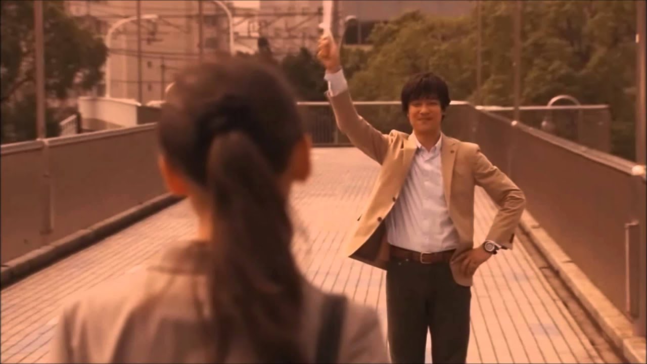 Japanese magician caught on film. **REAL !!!***