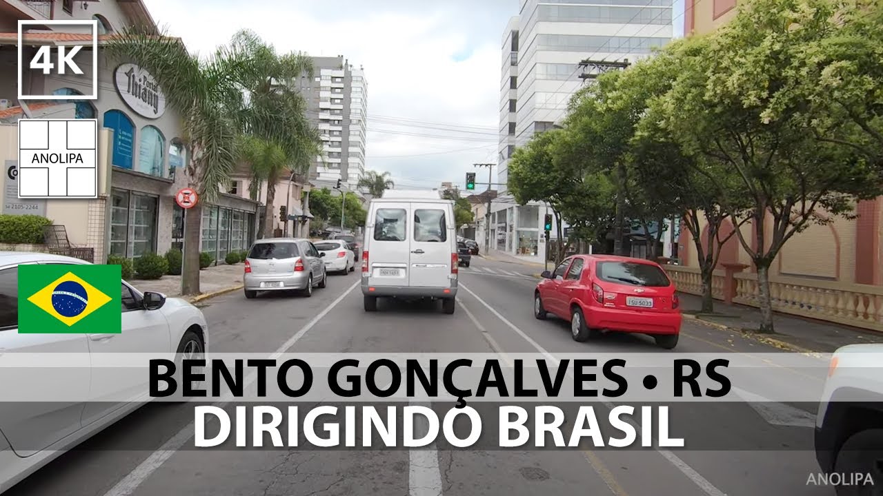 🚙 🇧🇷  Centro de BENTO GONÇALVES, RS • Dirigindo Brasil [4K]