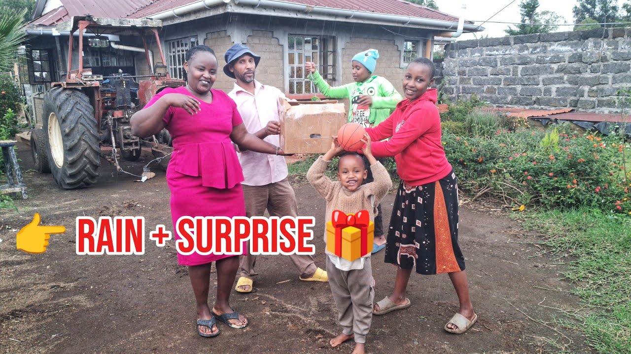 A Rainy Farm Day ⛈️ | Unboxing a USA Gift 🎁 & Cooking Soft Layered Chapati with Beef 🍲