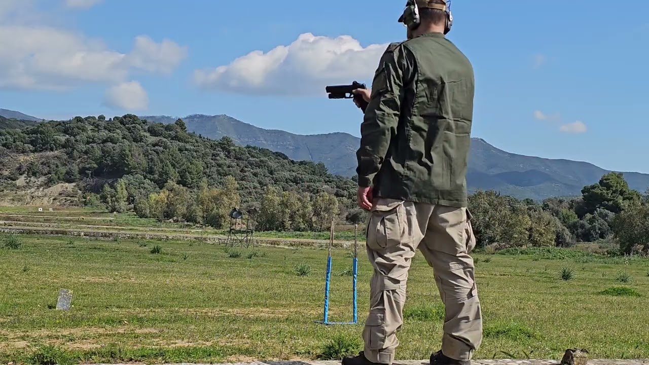 20 shots in 20 seconds drill.  Glock34 gen5 mos at the range.