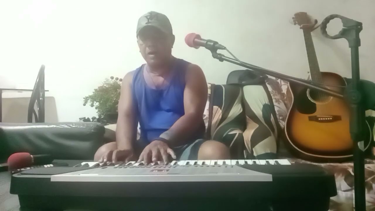 Play piano  w/ karaoke cover kasalanan ba